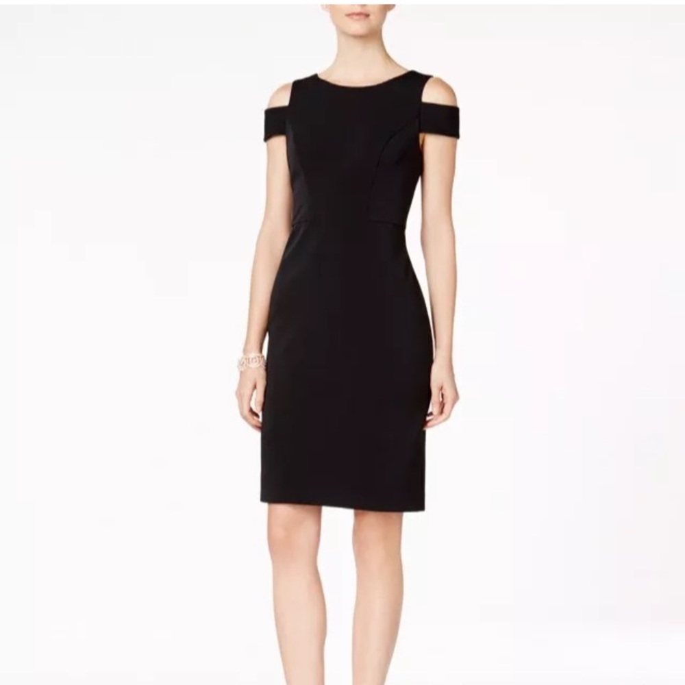 NWT Vince Camuto dress size 2. Black